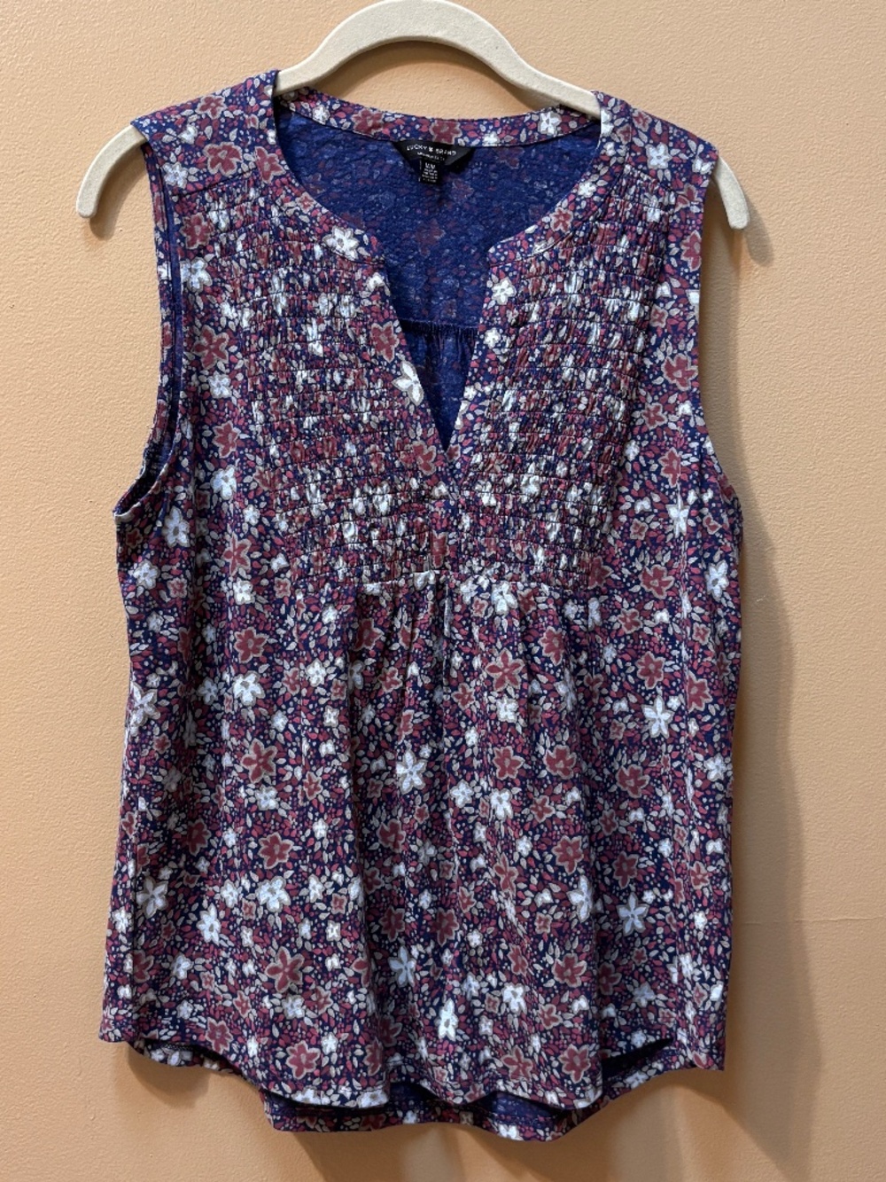 Lucky Brand Sleeveless Floral V-Neck Top Size M